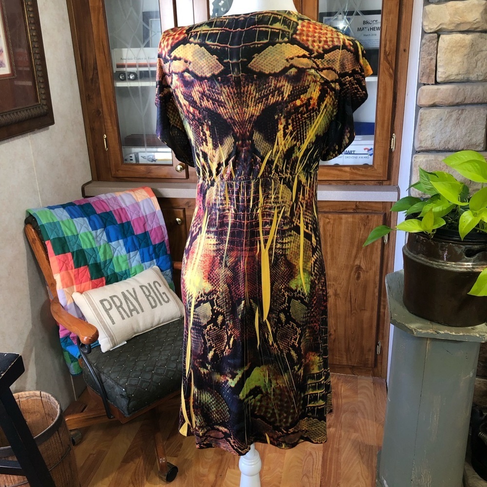 UNITY SIZE SMALL MULTICOLORED MUSTARD AND MORE FLUTTER SLEEVE SMALL SQUARE NECK - Picture 4 of 4